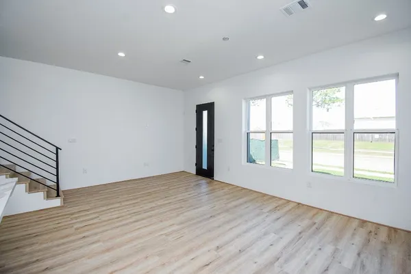 $2,850 | 15000 South Richmond Avenue, Unit 6, Almont, CO 81210