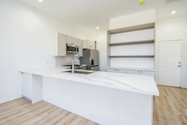 $2,850 | 15000 South Richmond Avenue, Unit 6, Almont, CO 81210