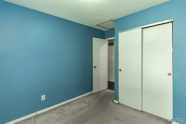 $327,000 | 11042 Wylestone Court, St. Louis, MO 63126