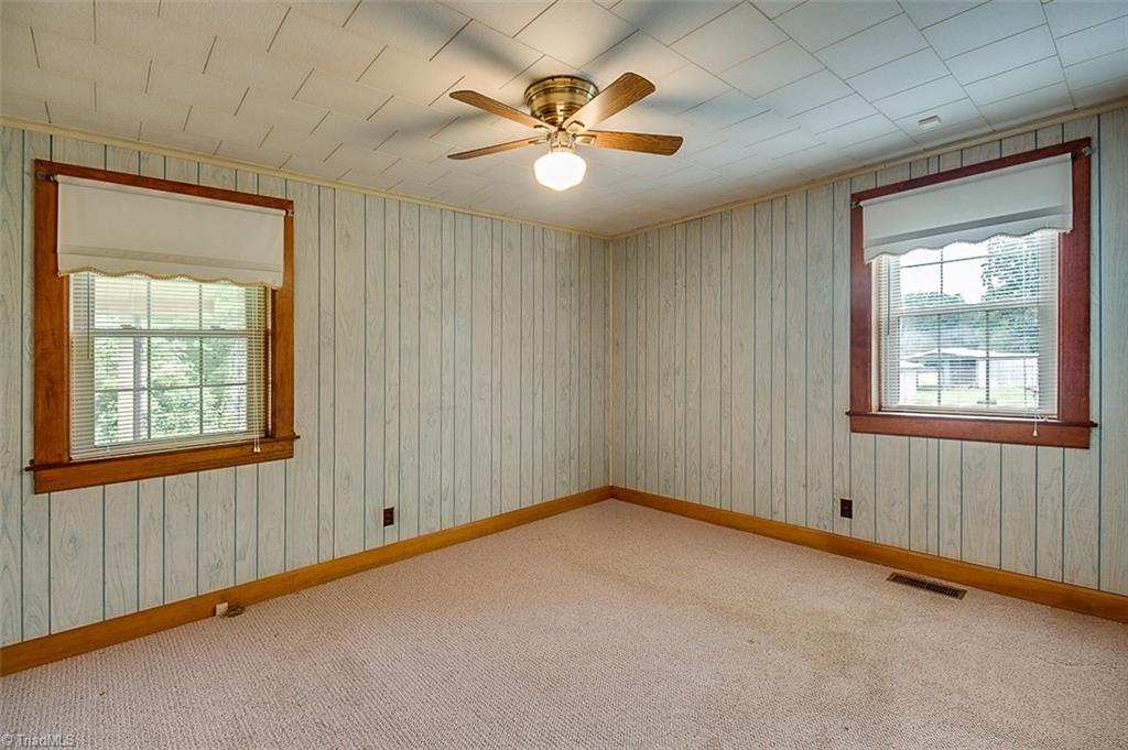 337 Old Bell Road Randleman, NC 27317 - Photo 11 of 29 Gallery Image 11