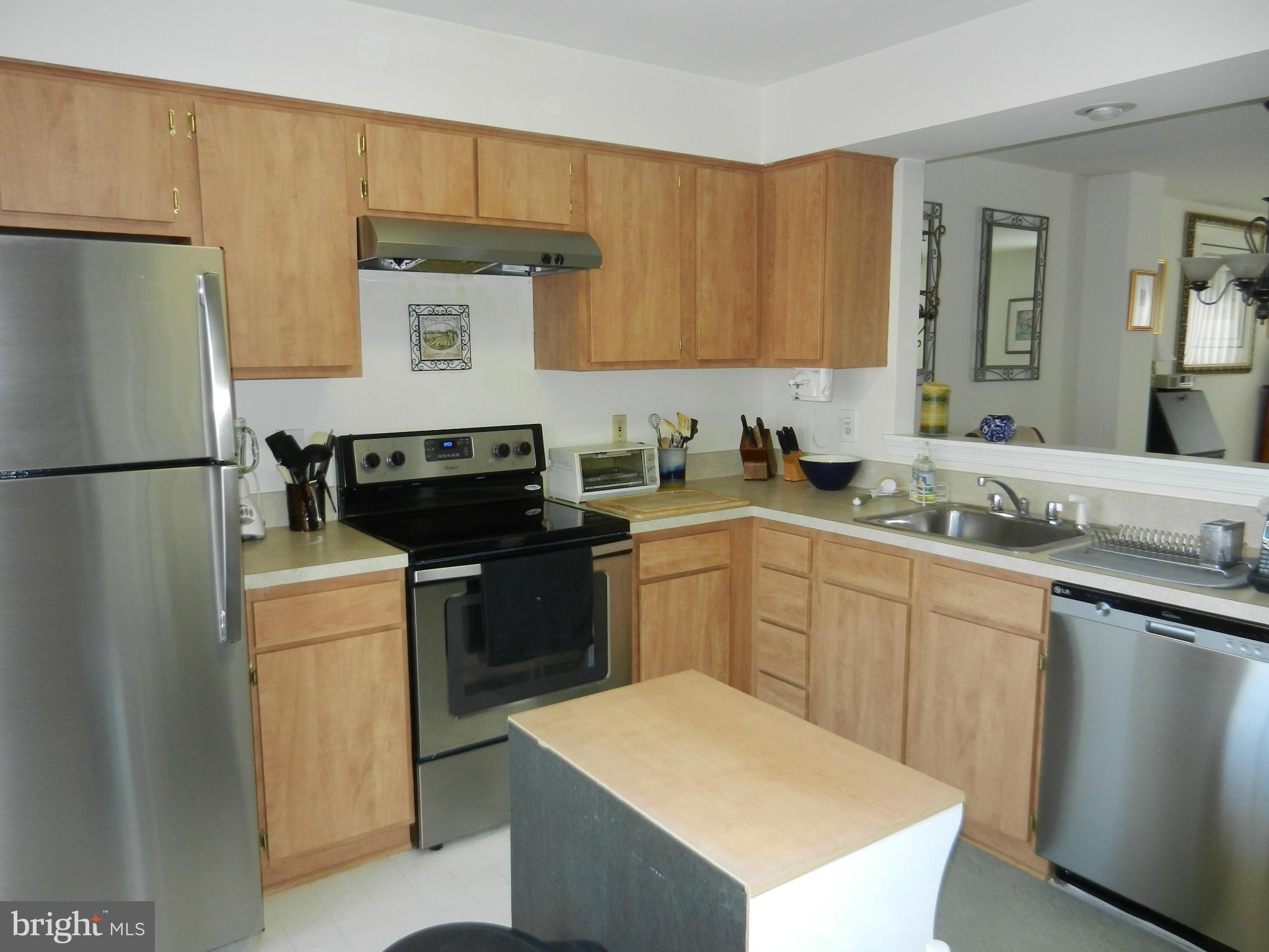 2250 Conquest Way Odenton, MD 21113 - Photo 11 of 24 Kitchen