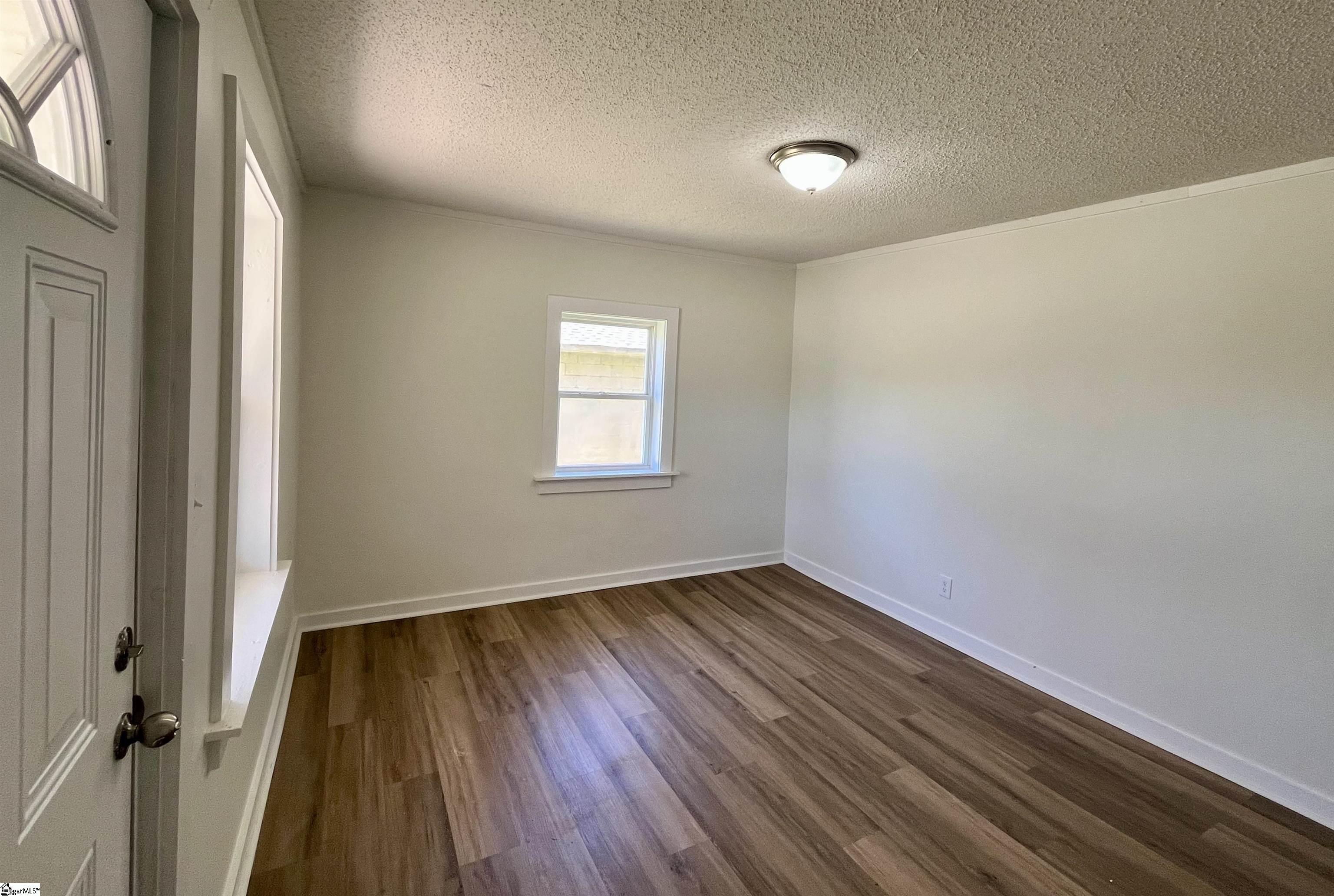 13 Clark Street Laurens, SC 29360 - Photo 6 of 13