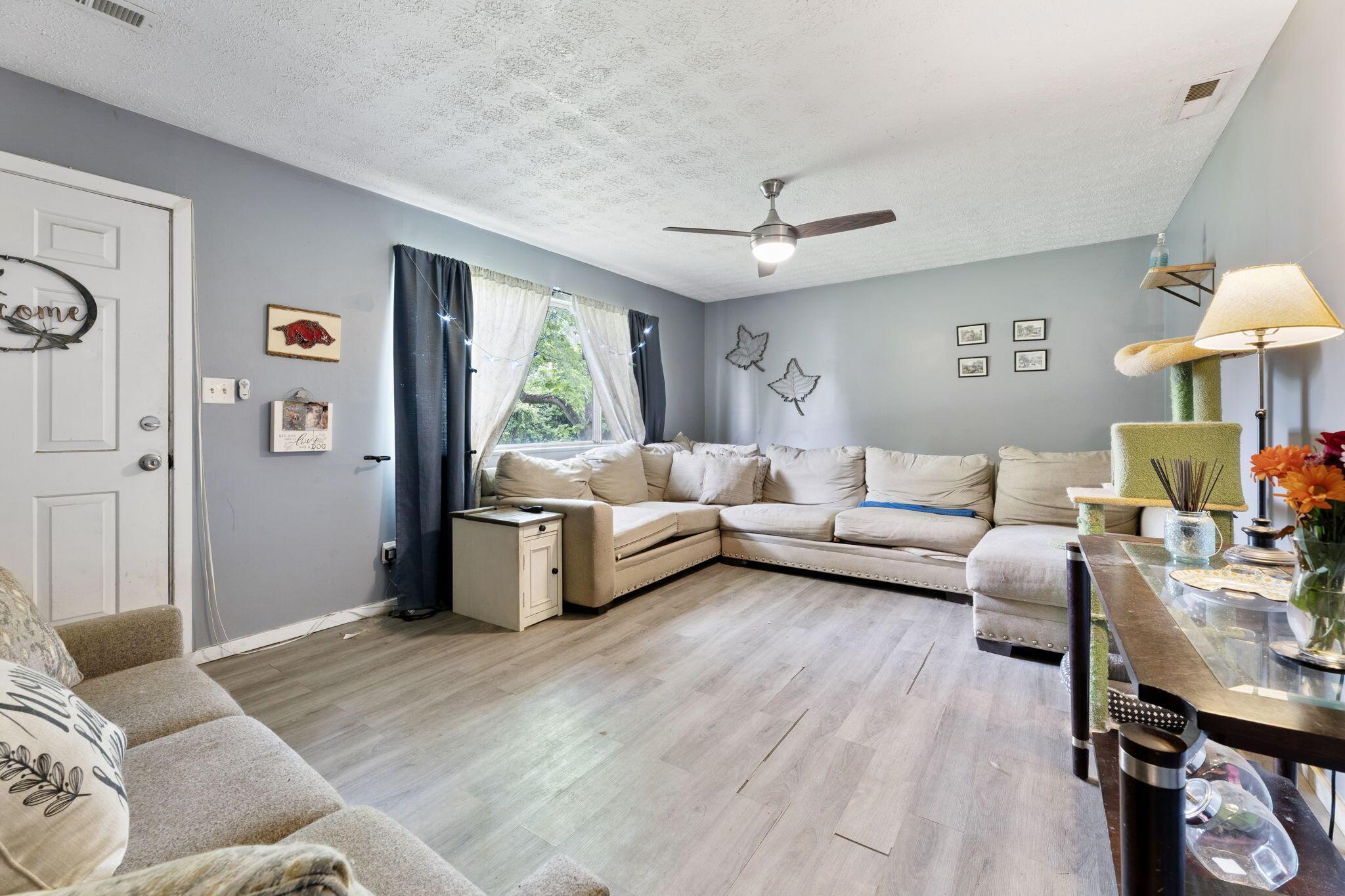 76 Harrison Street Pataskala, OH 43068 - Photo 13 of 45 Spacious living room