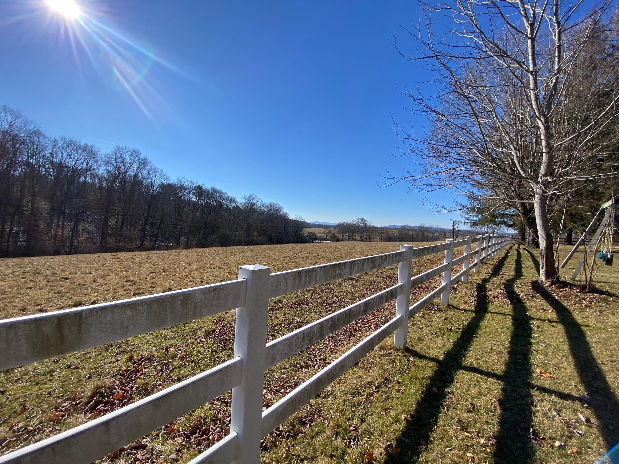 594 Private Road Lewisburg, WV 24901 - Photo 83 of 104 Gallery Image 83