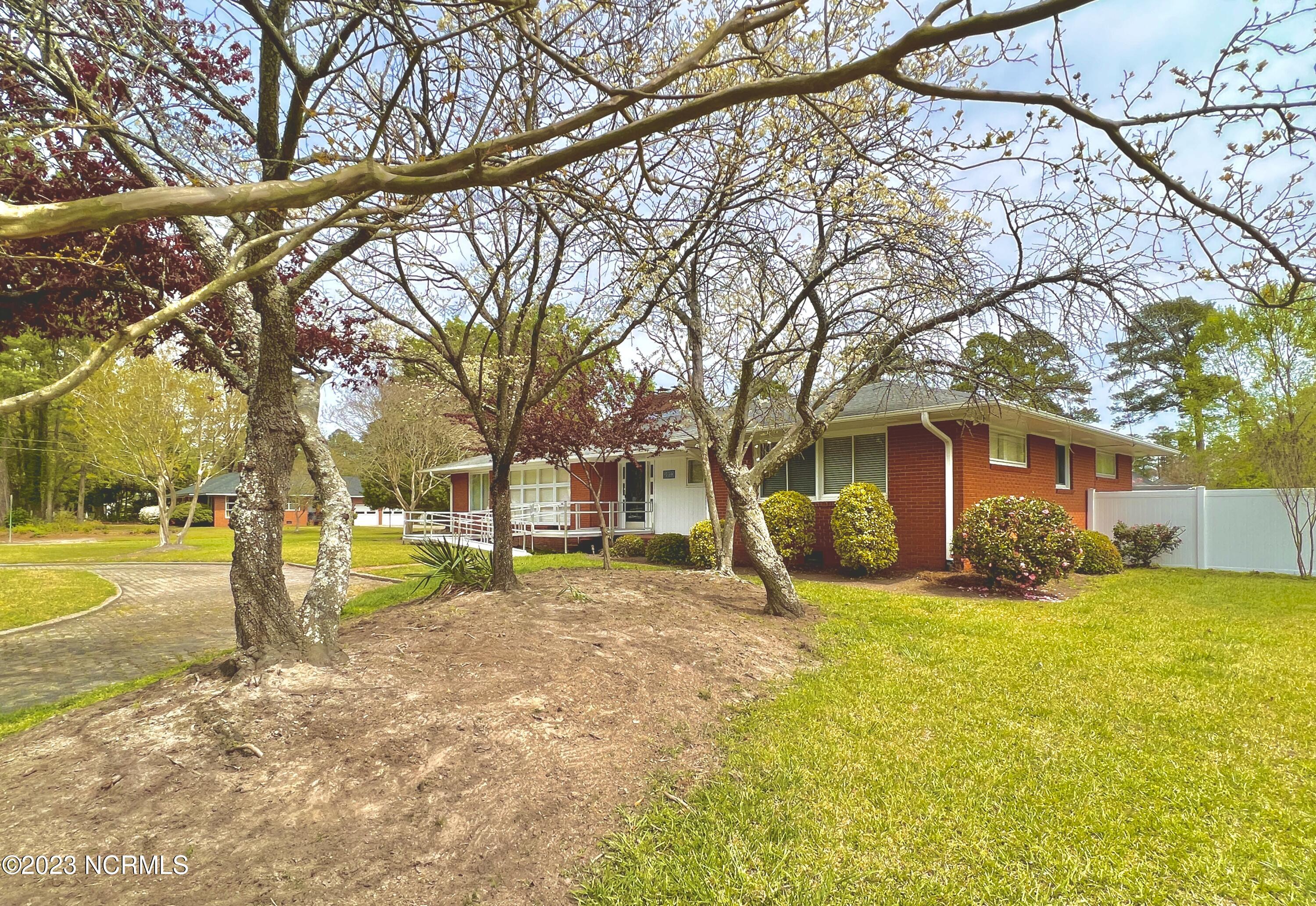 2003 Greenbriar Road Kinston, NC 28501 - Photo 3 of 55 35CA8053-290C-445E-87B9-873DAC7CFE60
