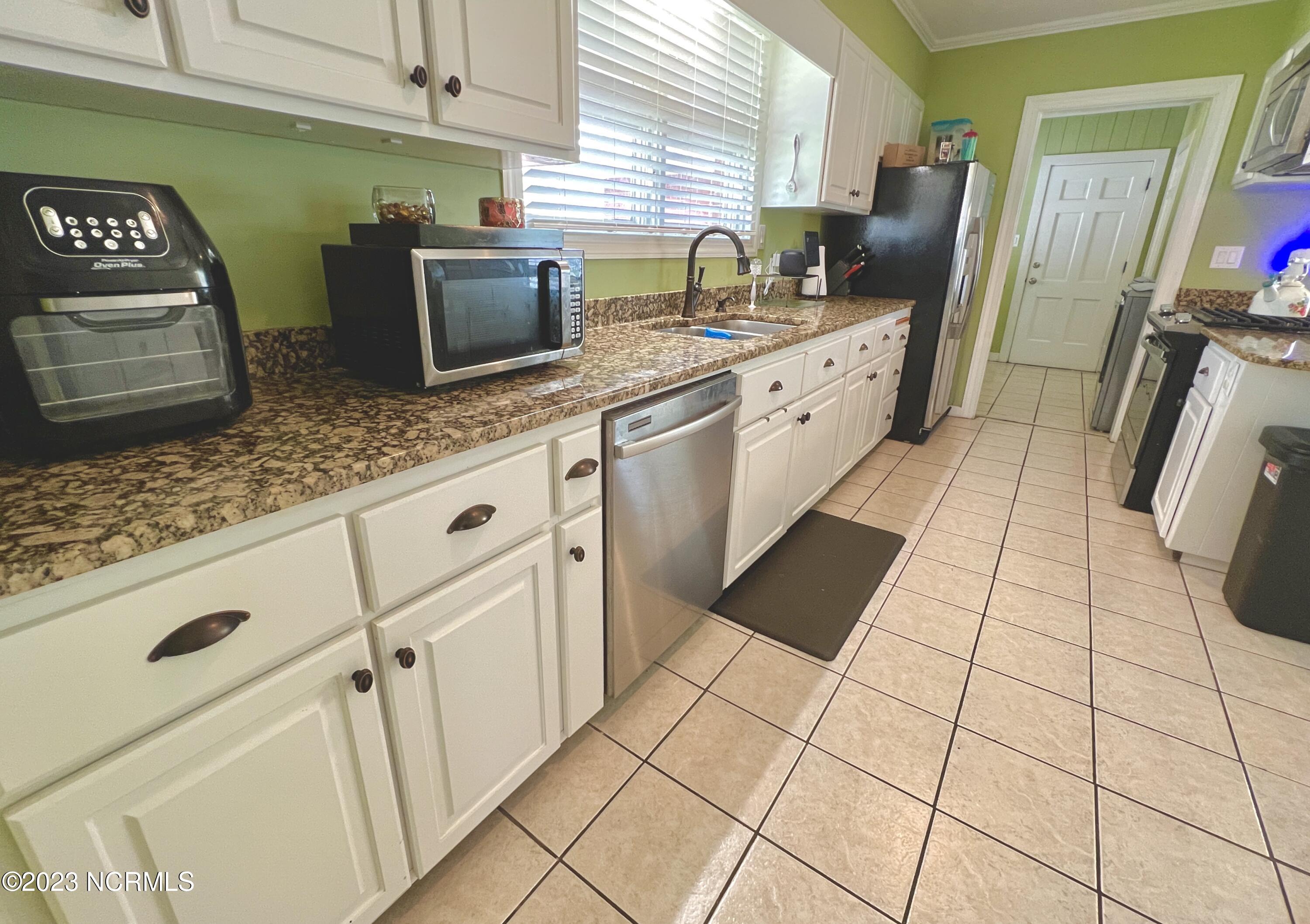 2003 Greenbriar Road Kinston, NC 28501 - Photo 34 of 55 E5A78222-F279-4D89-A38B-38E8C2EEE909