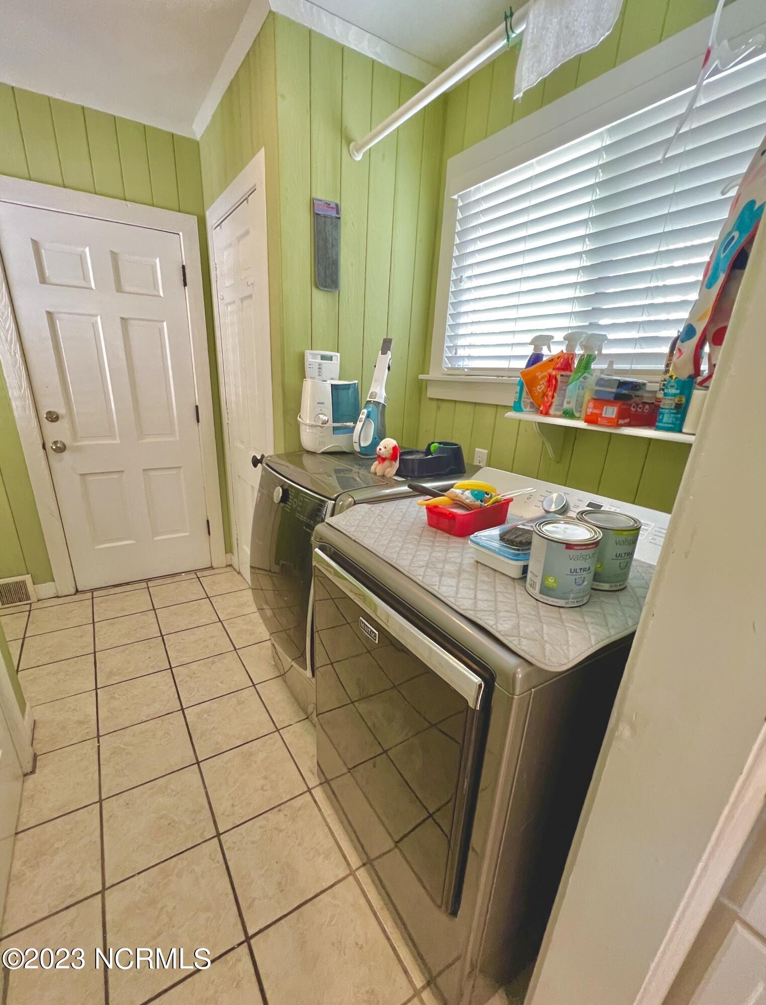 2003 Greenbriar Road Kinston, NC 28501 - Photo 36 of 55 D16FFBE7-7507-4A5B-BD30-E4B04921B6CF