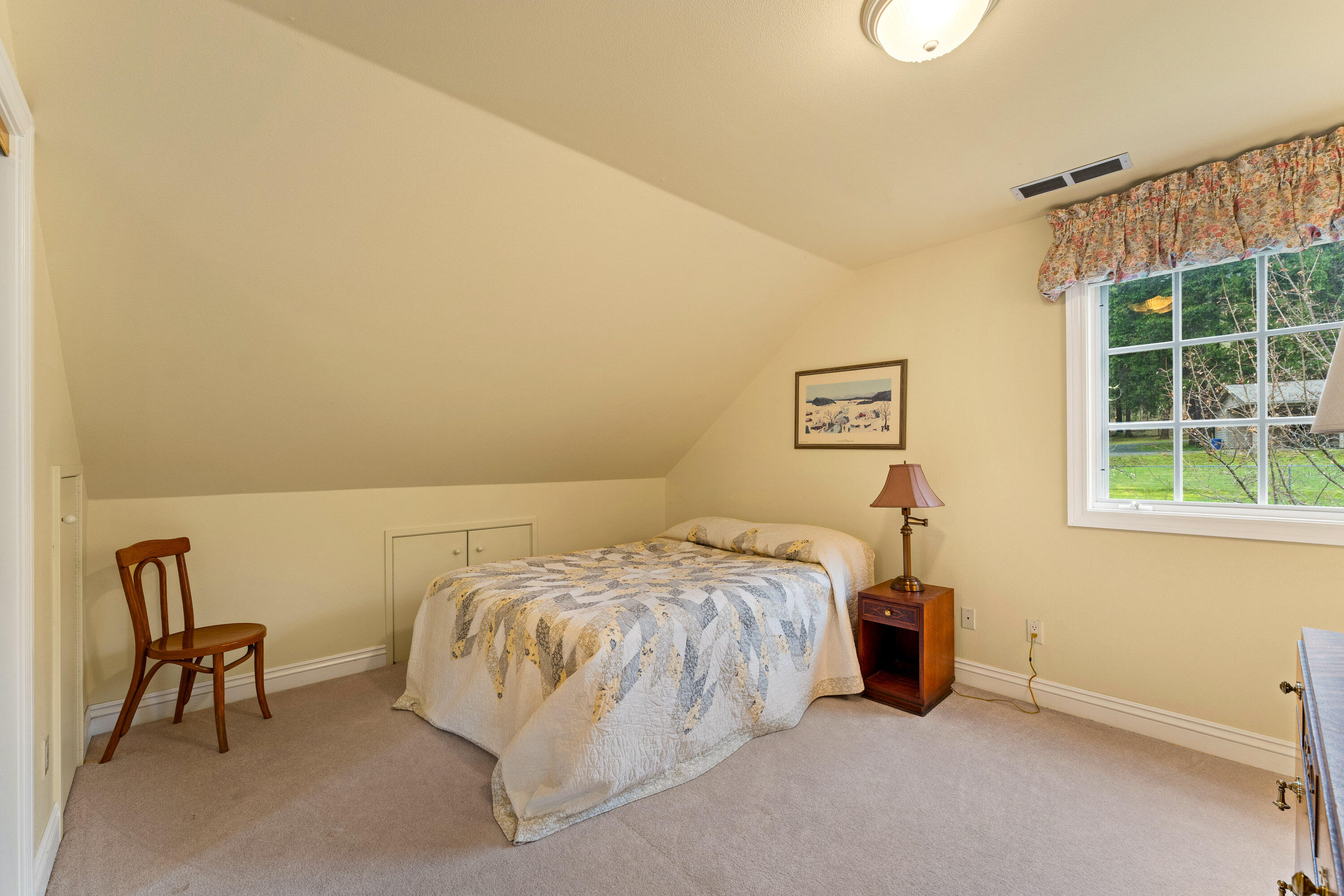 3396 Foots Creek Road Gold Hill, OR 97525 - Photo 50 of 92 Apartment above garage