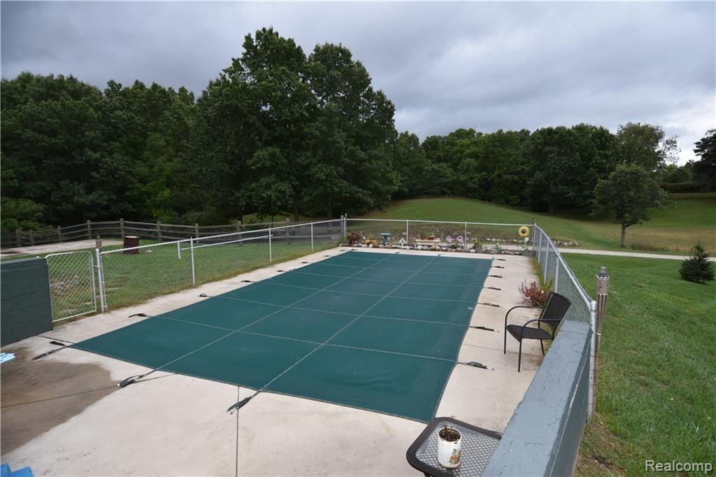 8362 Parshallville Road Fenton, MI 48430 - Photo 31 of 53 40.jpeg