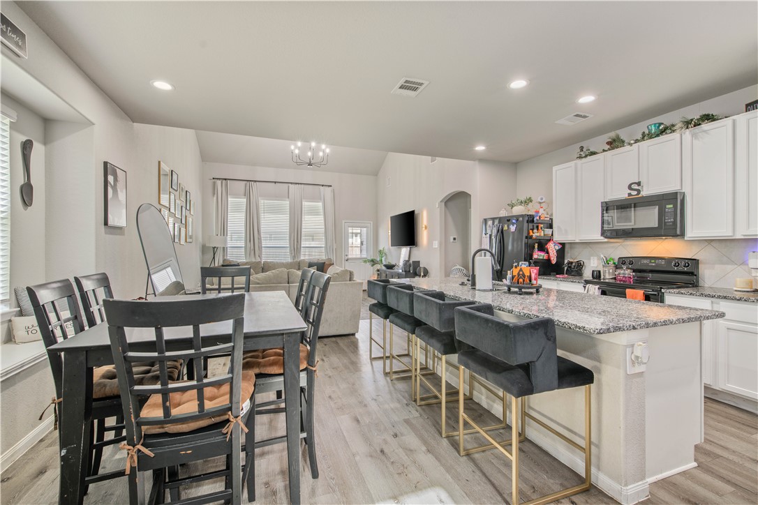 993 Rice Drive Bryan, TX 77803 - Photo 7 of 27 Gallery Image 7