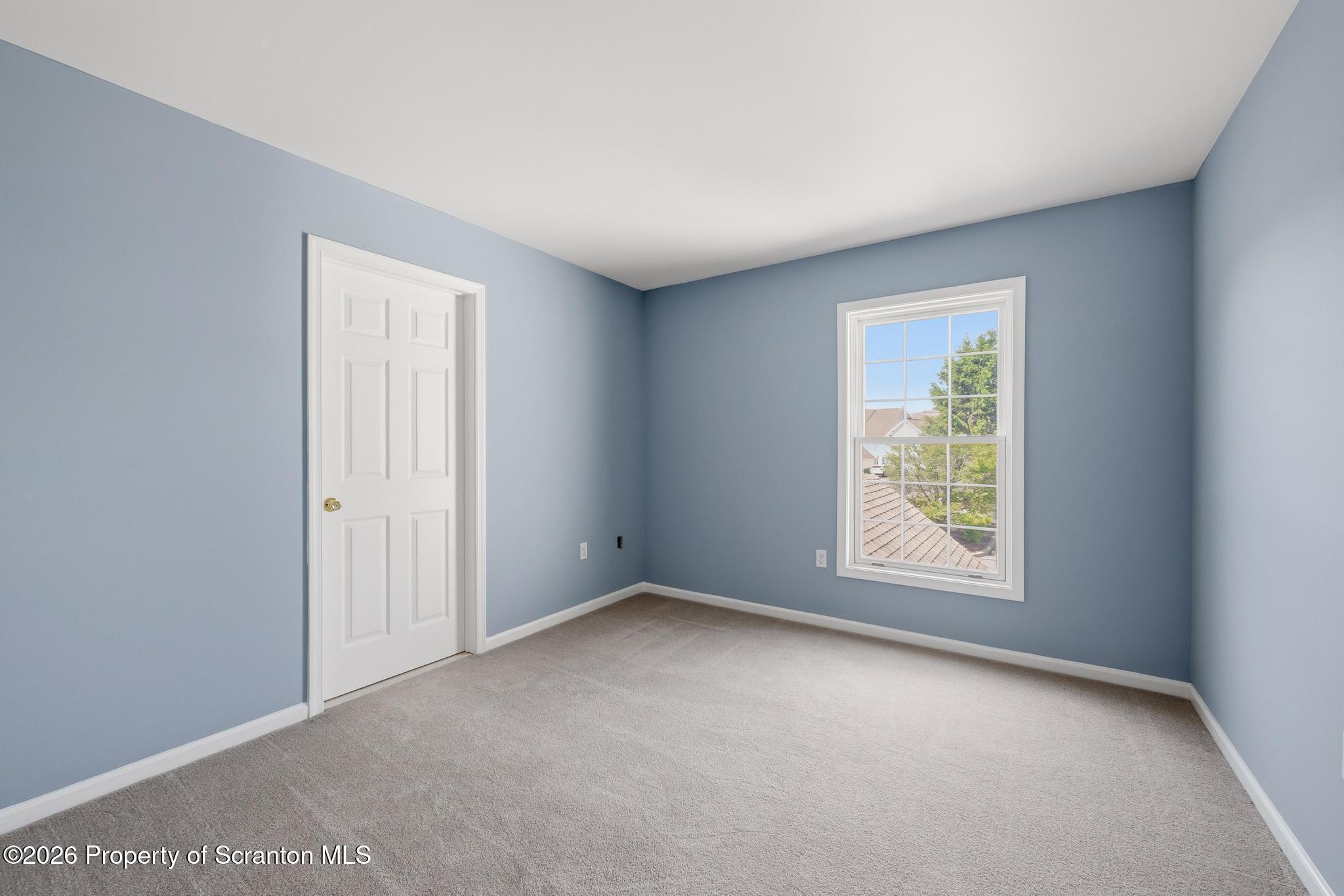 1502 Verne Cl Moosic, PA 18507 - Photo 25 of 46 an empty room with windows