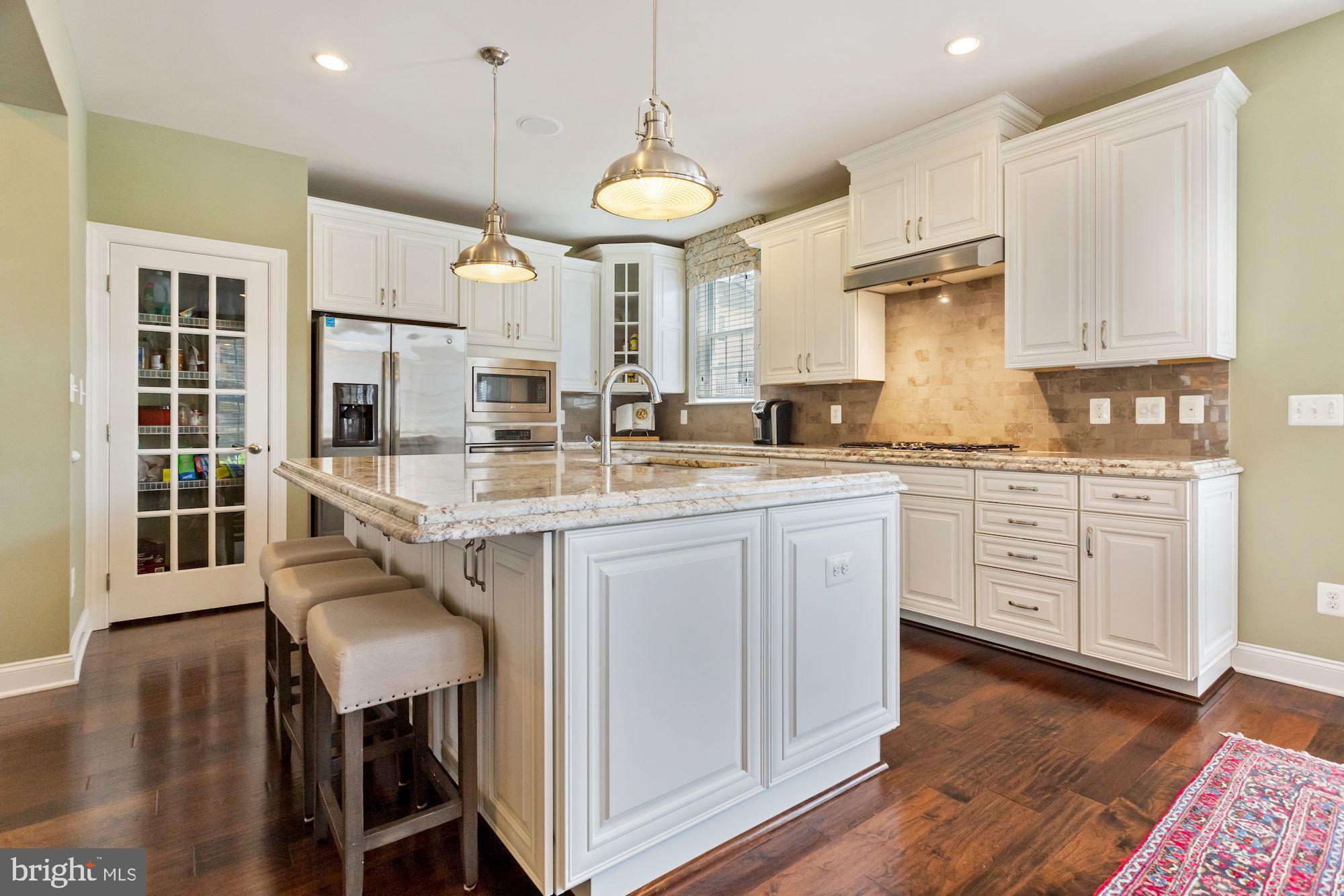 43063 Old Ryan Road Ashburn, VA 20148 - Photo 39 of 128 Kitchen