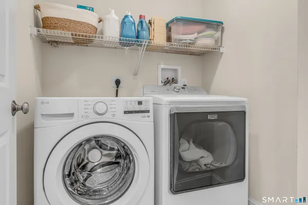 $650,000 | 2 Ridge Valley Road, Newtown, CT 06482