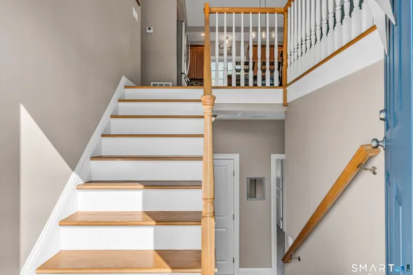 $650,000 | 2 Ridge Valley Road, Newtown, CT 06482