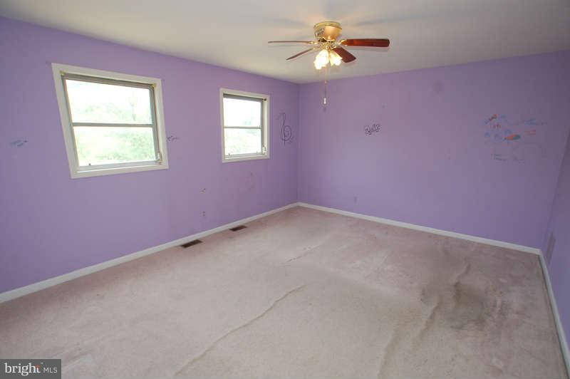 115 Heil Road Silver Spring, MD 20905 - Photo 16 of 30 Bedroom