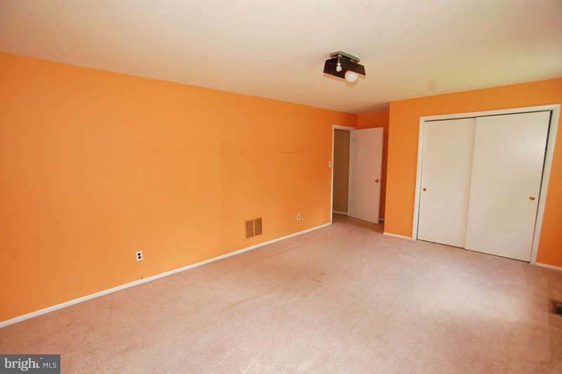 115 Heil Road Silver Spring, MD 20905 - Photo 17 of 30 Bedroom