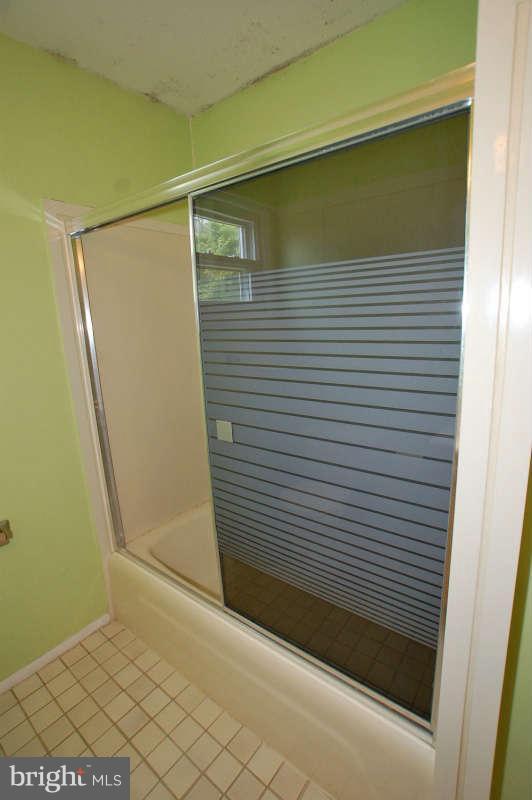 115 Heil Road Silver Spring, MD 20905 - Photo 23 of 30 Bath