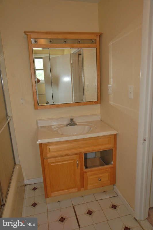 115 Heil Road Silver Spring, MD 20905 - Photo 25 of 30 Bath (Master)
