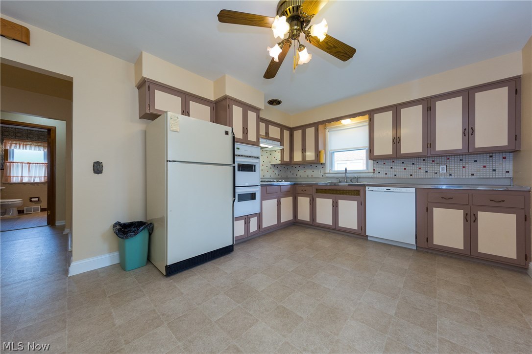 3829 Mayfield Road Cleveland Heights, OH 44121 - Photo 7 of 35