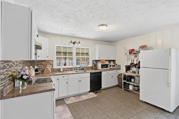 $225,000 | 146 East Side Drive, Tallapoosa, GA 30176