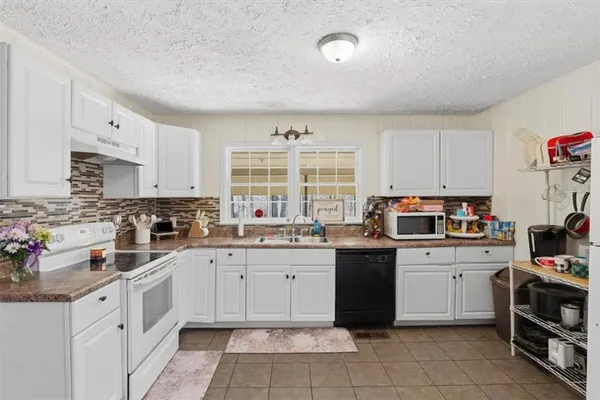 $225,000 | 146 East Side Drive, Tallapoosa, GA 30176