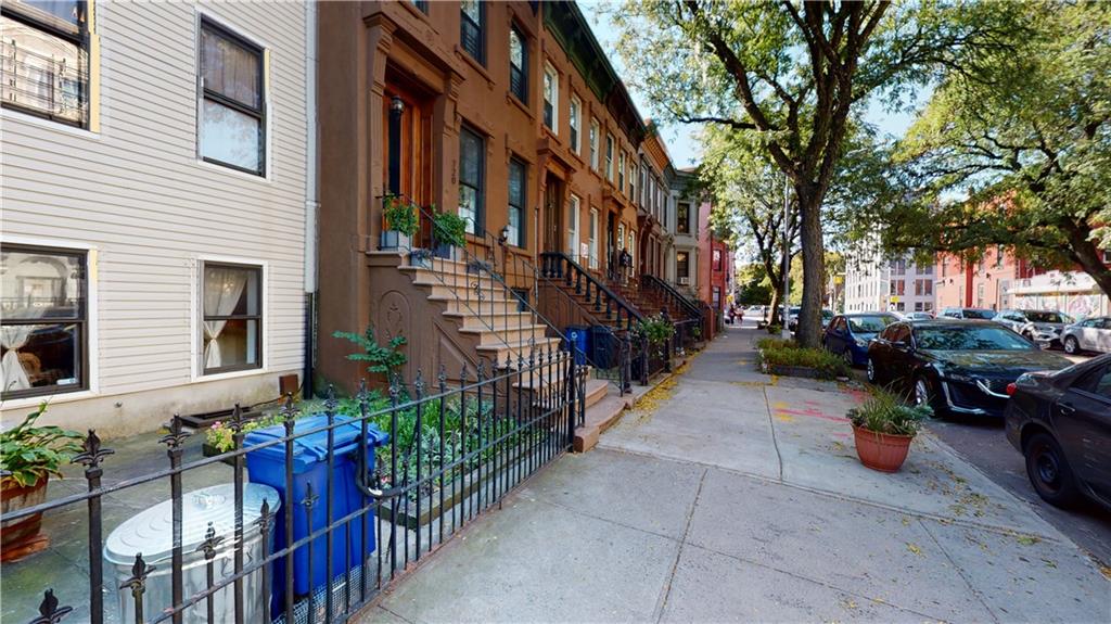 722 Madison Street Brooklyn, NY 11221 - Photo 4 of 29