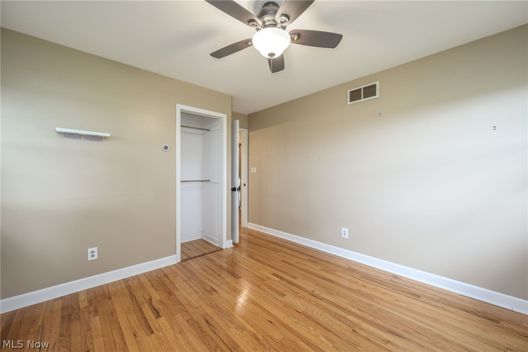 496 East Howe Road Kent, OH 44240 - Photo 19 of 38 Third Bedroom