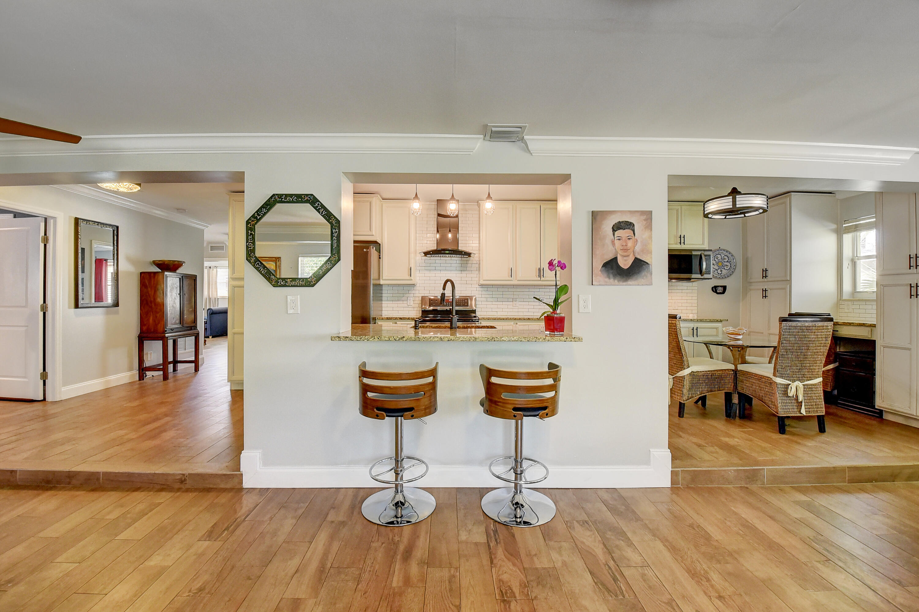 271 Southwest 5th Street Boca Raton, FL 33432 - Photo 23 of 33 127 SW 5th St Living