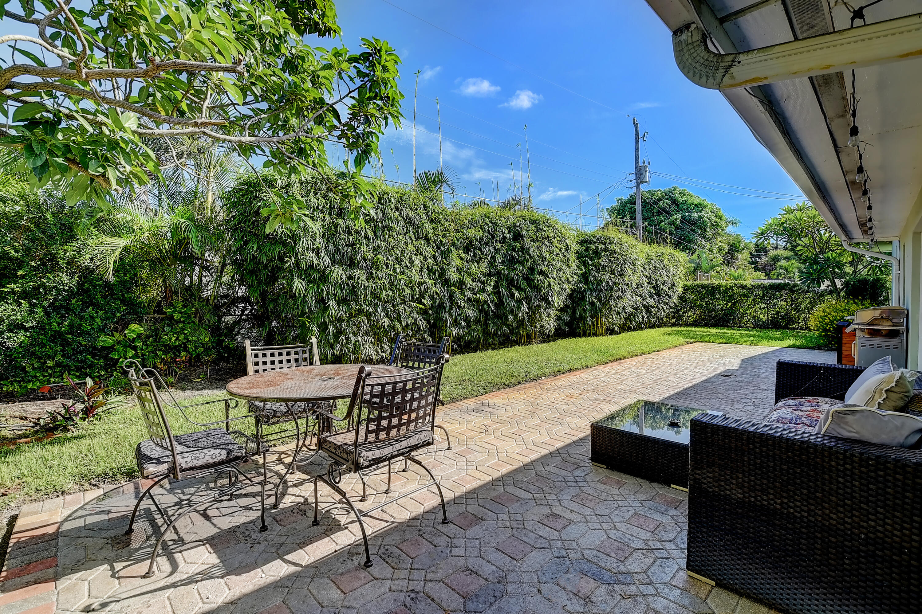 271 Southwest 5th Street Boca Raton, FL 33432 - Photo 25 of 33 127 SW 5th St Backyard