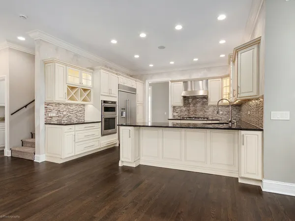$2,249,900 | 950 Gage Lane, Lake Forest, IL 60045