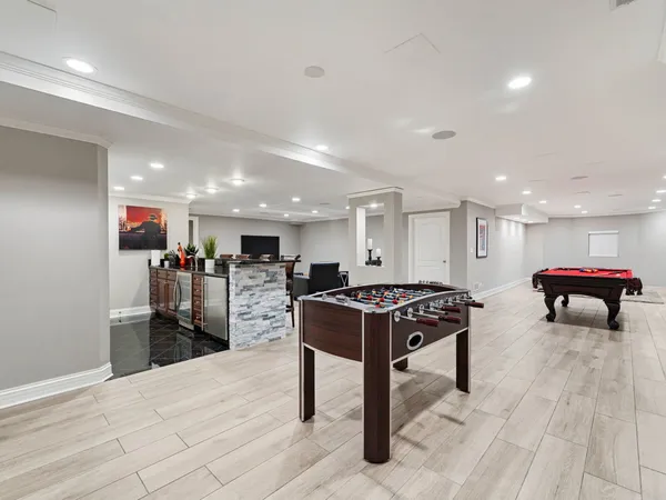 $2,249,900 | 950 Gage Lane, Lake Forest, IL 60045