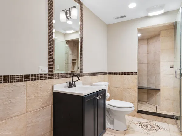 $2,249,900 | 950 Gage Lane, Lake Forest, IL 60045