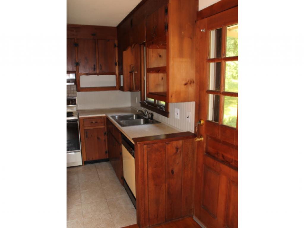 265 East West Road Dummerston, VT 05346 - Photo 3 of 22