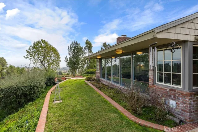 $2,500,000 | 120 Kenworthy Drive, Pasadena, CA 91105