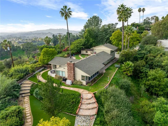 $2,500,000 | 120 Kenworthy Drive, Pasadena, CA 91105