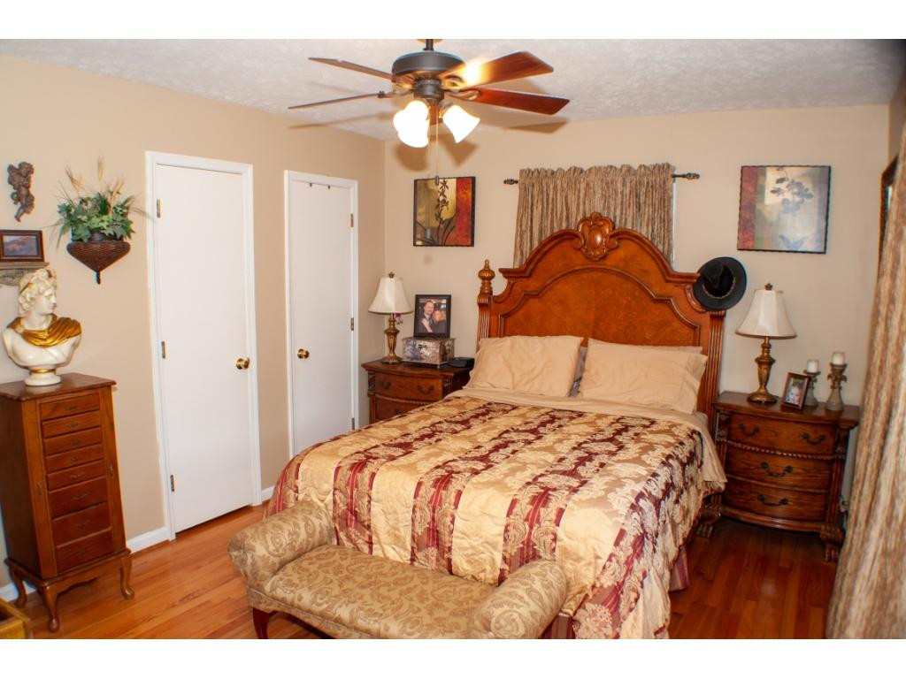 182 Price Road Elizabethton, TN 37643 - Photo 14 of 29 Photo 14