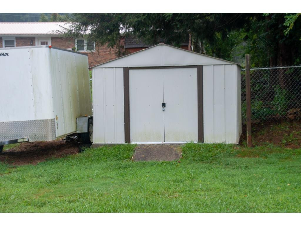182 Price Road Elizabethton, TN 37643 - Photo 23 of 29 Photo 23
