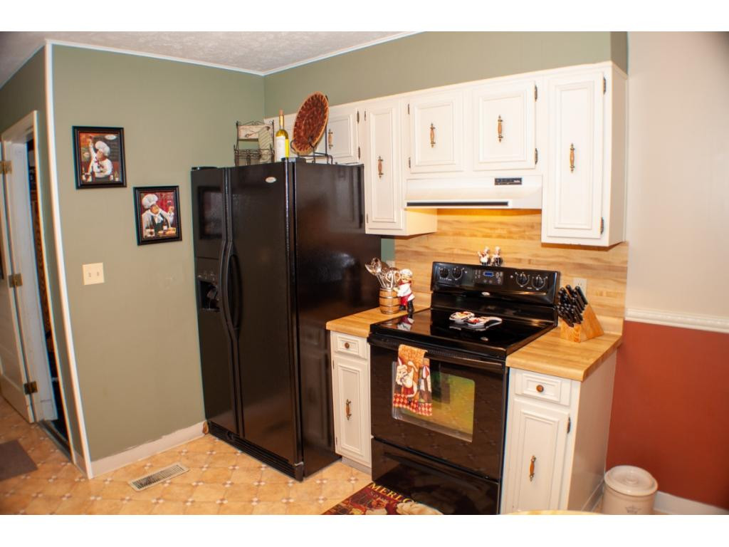 182 Price Road Elizabethton, TN 37643 - Photo 5 of 29 Photo 5