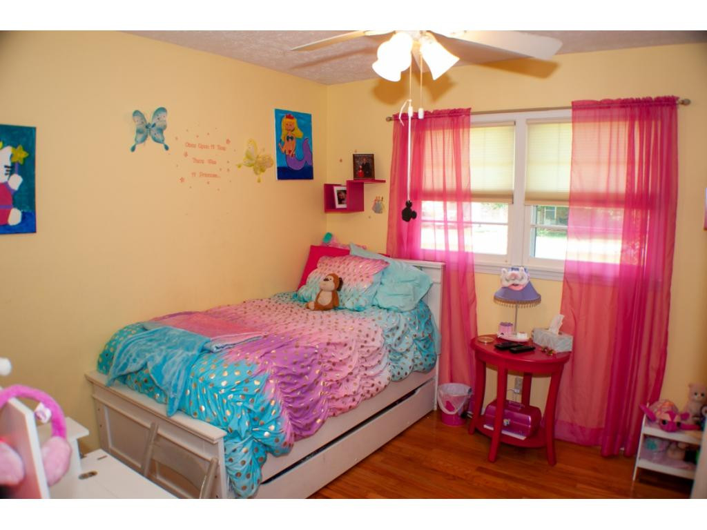 182 Price Road Elizabethton, TN 37643 - Photo 10 of 29 Photo 10