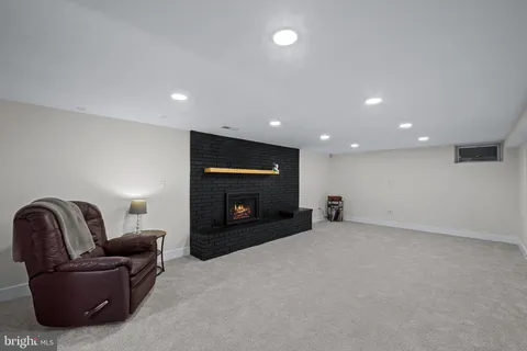$500,000 | 6226 2nd Avenue, Hanover, MD 21076
