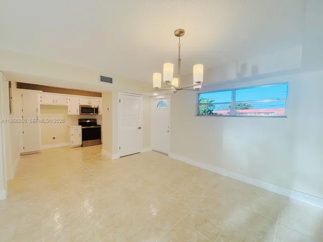 $160,000 | 411 South Hollybrook Drive, Unit 305, Pembroke Pines, FL 33025