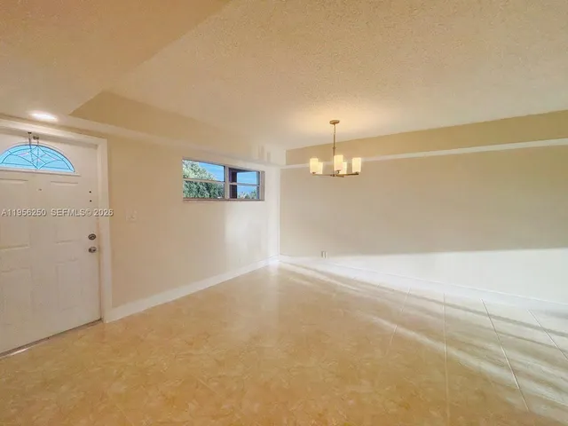$160,000 | 411 South Hollybrook Drive, Unit 305, Pembroke Pines, FL 33025