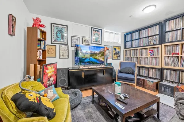 $640,000 | 2231 62nd Street, Unit 1A | Mapleton