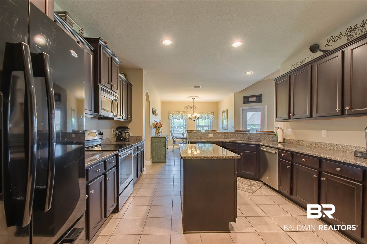 11920 Alabaster Drive Daphne, AL 36526 - Photo 14 of 38 Kitchen