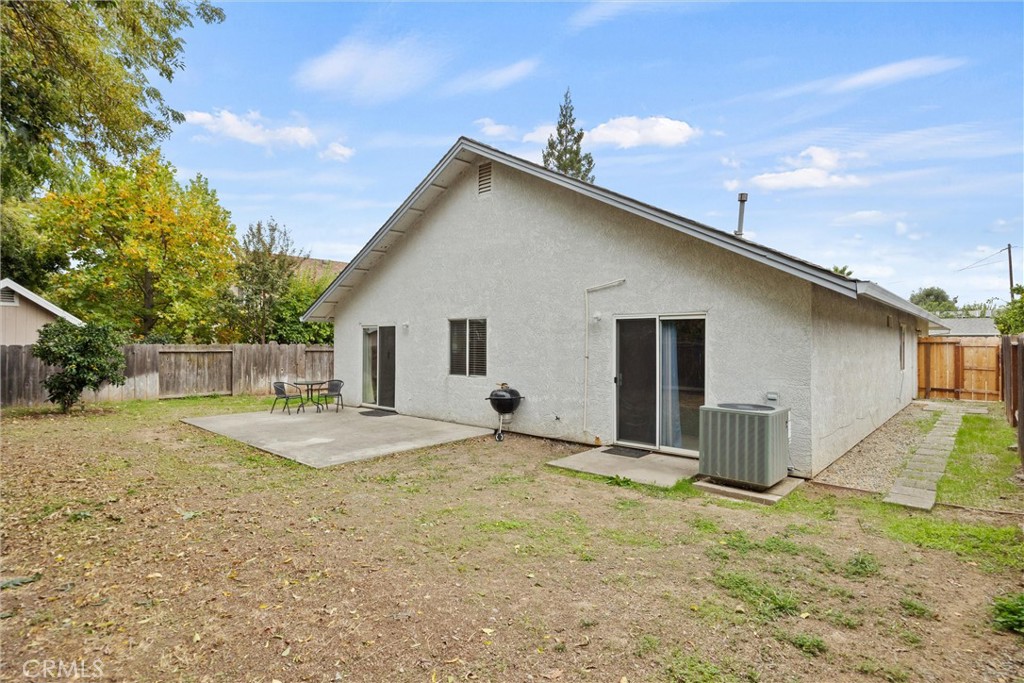 1165 Fig Street Corning, CA 96021 - Photo 27 of 46 a backyard of a house