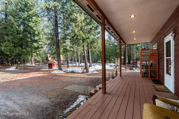 $975,000 | 870-842 Samuels Road, Sandpoint, ID 83864