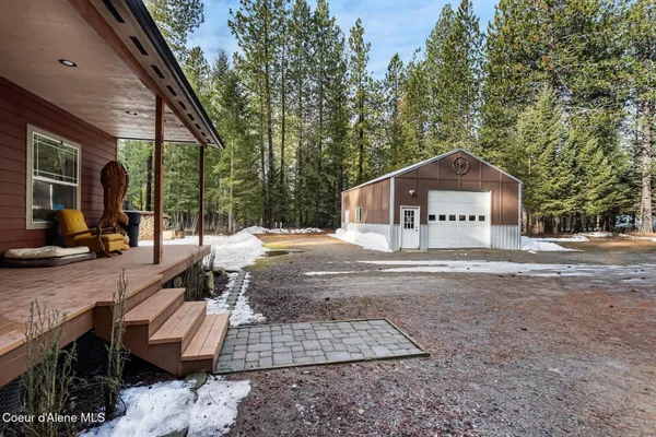 $975,000 | 870-842 Samuels Road, Sandpoint, ID 83864