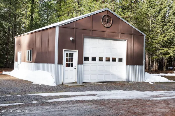 $975,000 | 870-842 Samuels Road, Sandpoint, ID 83864