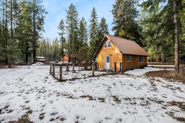 $975,000 | 870-842 Samuels Road, Sandpoint, ID 83864