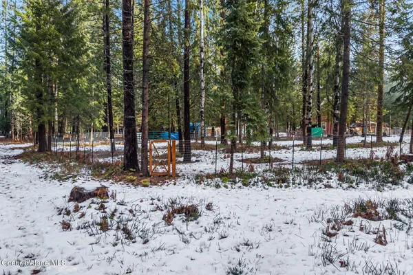 $975,000 | 870-842 Samuels Road, Sandpoint, ID 83864